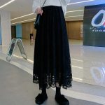 black maxi skirt outfit